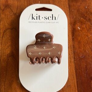 NWT Kitsch Brown Hair Claw Clip Versatile Hair Accessory
